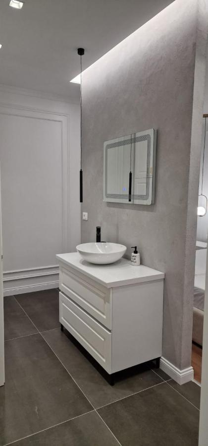 Heart Of Tirana Apartment エクステリア 写真