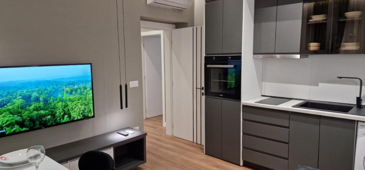 Heart Of Tirana Apartment エクステリア 写真