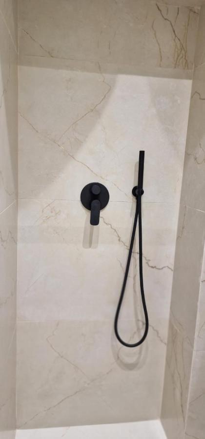Heart Of Tirana Apartment エクステリア 写真